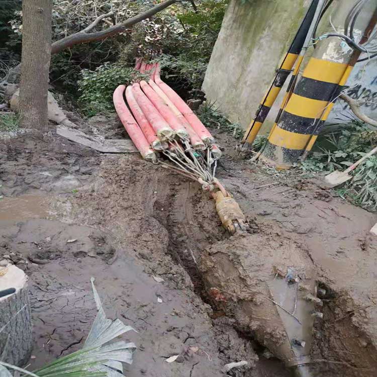 吉安武汉卷帘门拖拉管